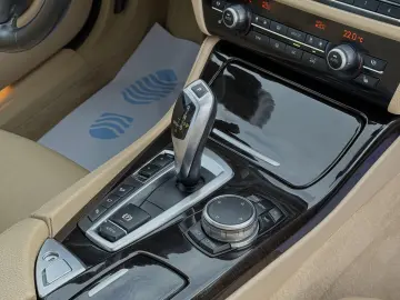 BMW Seria 5 528i xDrive Aut.