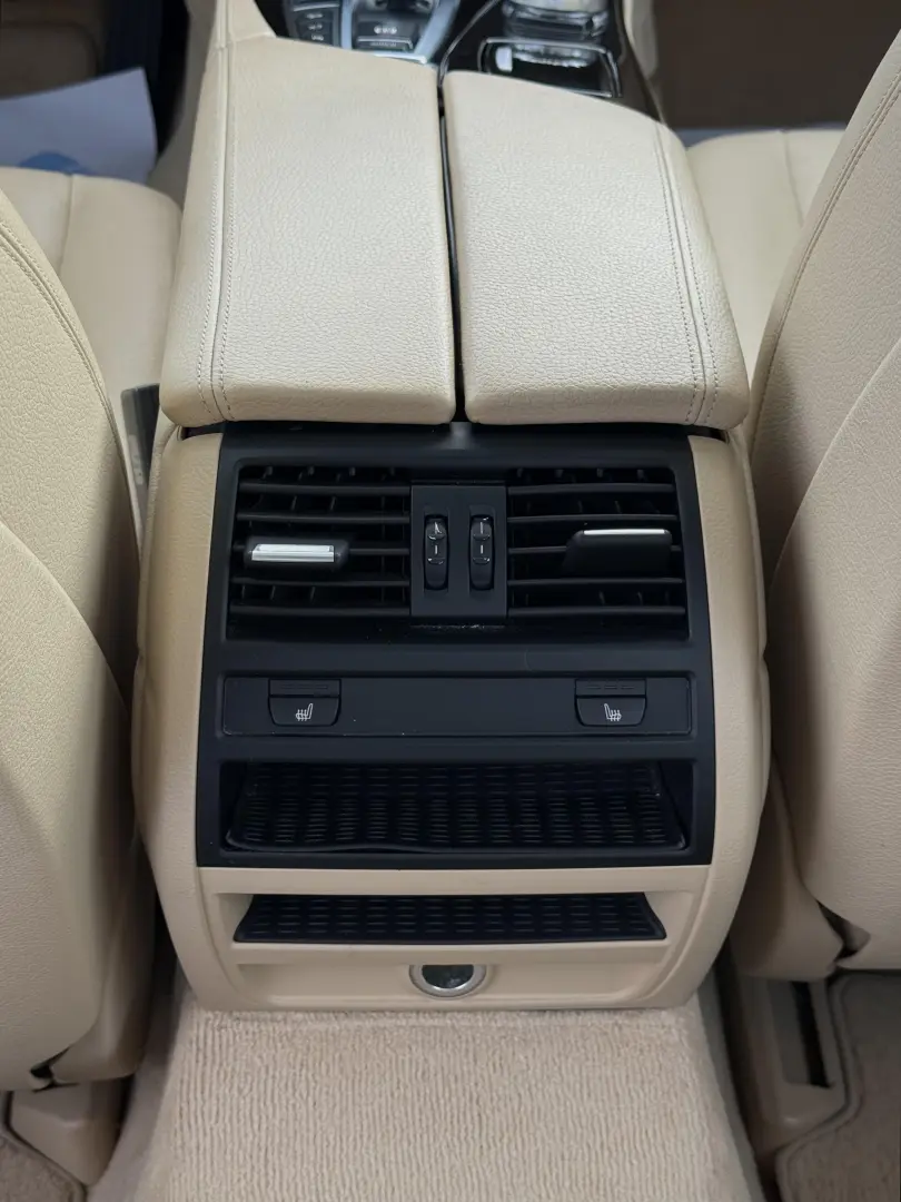 BMW Seria 5 528i xDrive Aut.