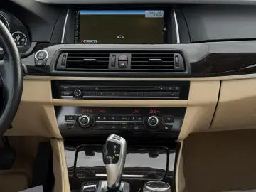 BMW Seria 5 528i xDrive Aut.