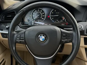 BMW Seria 5 528i xDrive Aut.