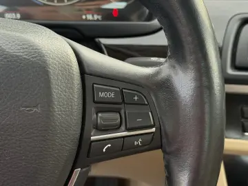 BMW Seria 5 528i xDrive Aut.