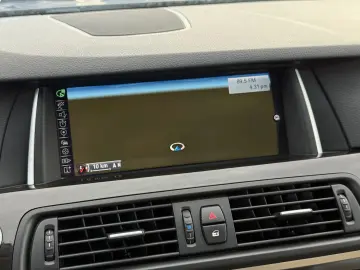 BMW Seria 5 528i xDrive Aut.