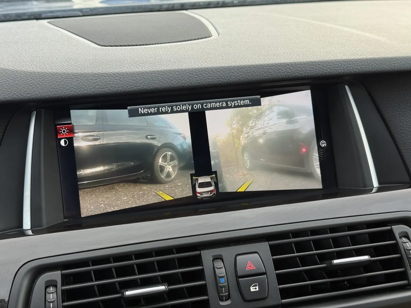 BMW Seria 5 528i xDrive Aut.