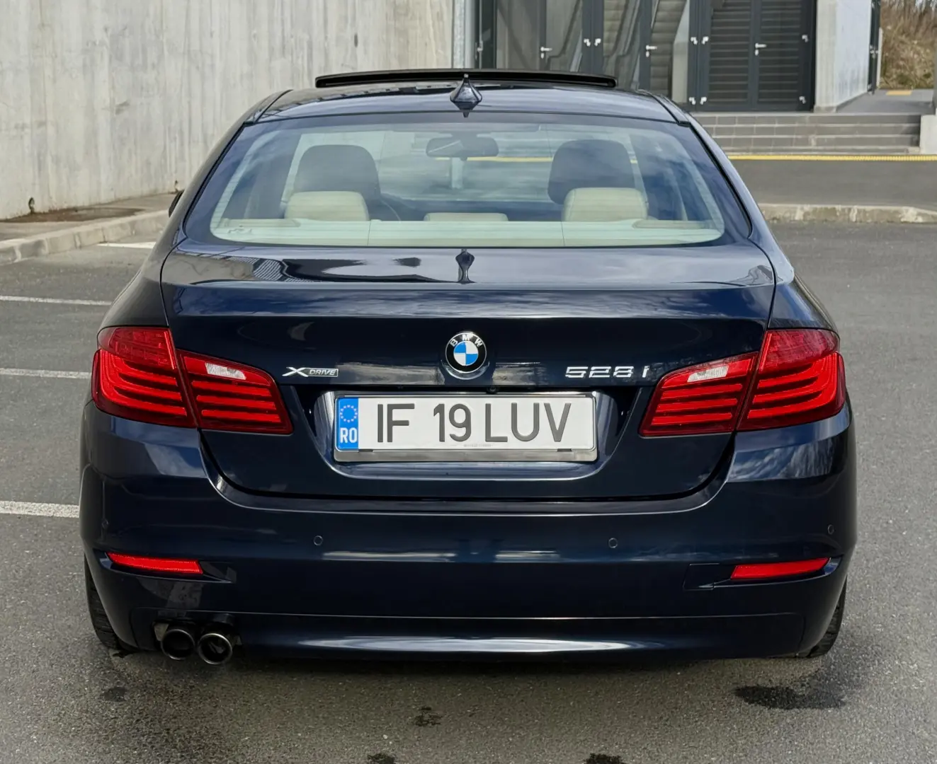 BMW Seria 5 528i xDrive Aut.