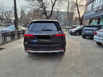 Mercedes-Benz GLS 450