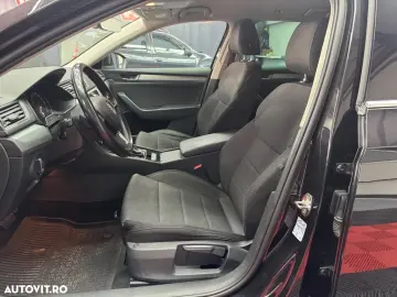 Skoda Superb Combi 2.0 TDI DSG Style