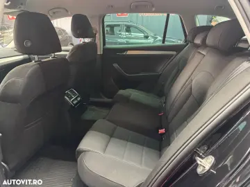 Skoda Superb Combi 2.0 TDI DSG Style