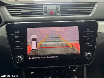 Skoda Superb Combi 2.0 TDI DSG Style