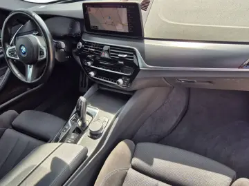 BMW 545e xDr Lim M SPORT GSD Kamera HUD HiFi St Go