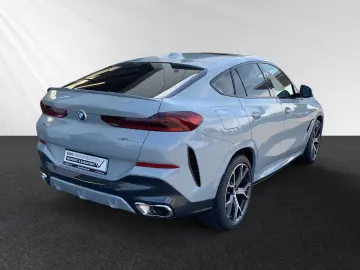 X6 xDrive30d M Sport SkyLounge AHK B&W Standhzg.