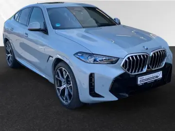 X6 xDrive30d M Sport SkyLounge AHK B&W Standhzg.