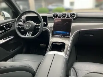 GLC 200 4M AMG MBUX Sitzkli AHK Pano Sthz Distr