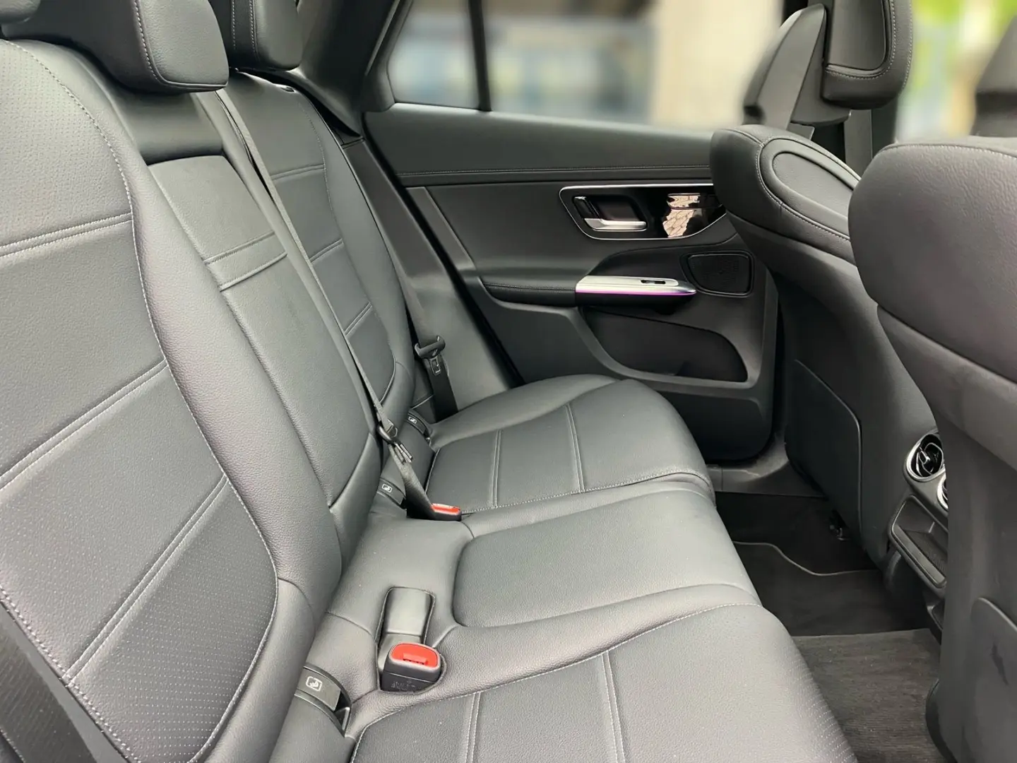 GLC 200 4M AMG MBUX Sitzkli AHK Pano Sthz Distr