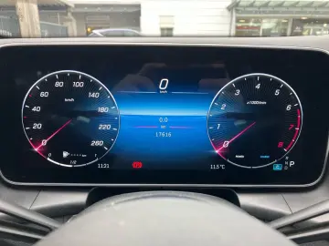 GLC 200 4M AMG MBUX Sitzkli AHK Pano Sthz Distr