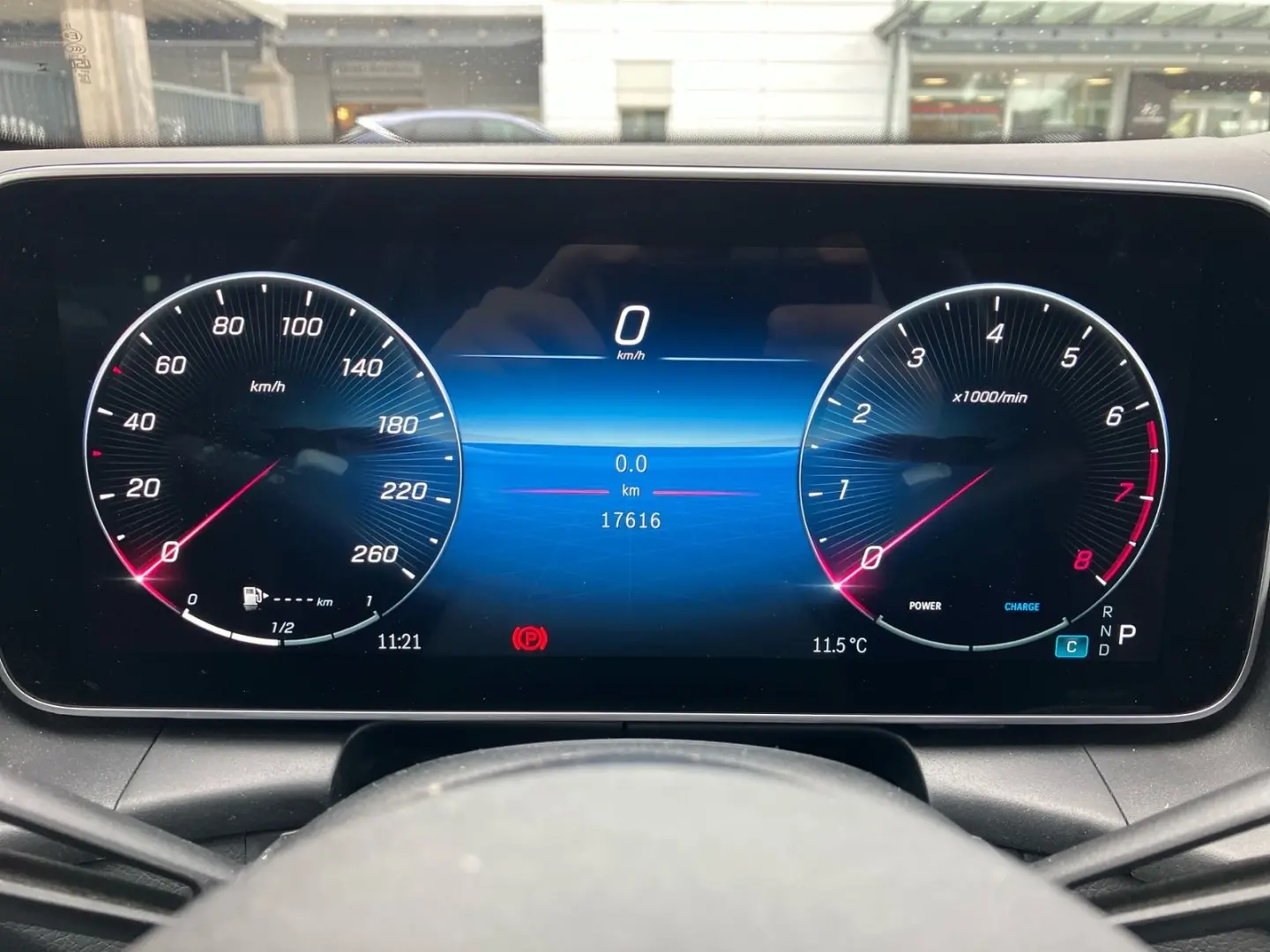 GLC 200 4M AMG MBUX Sitzkli AHK Pano Sthz Distr