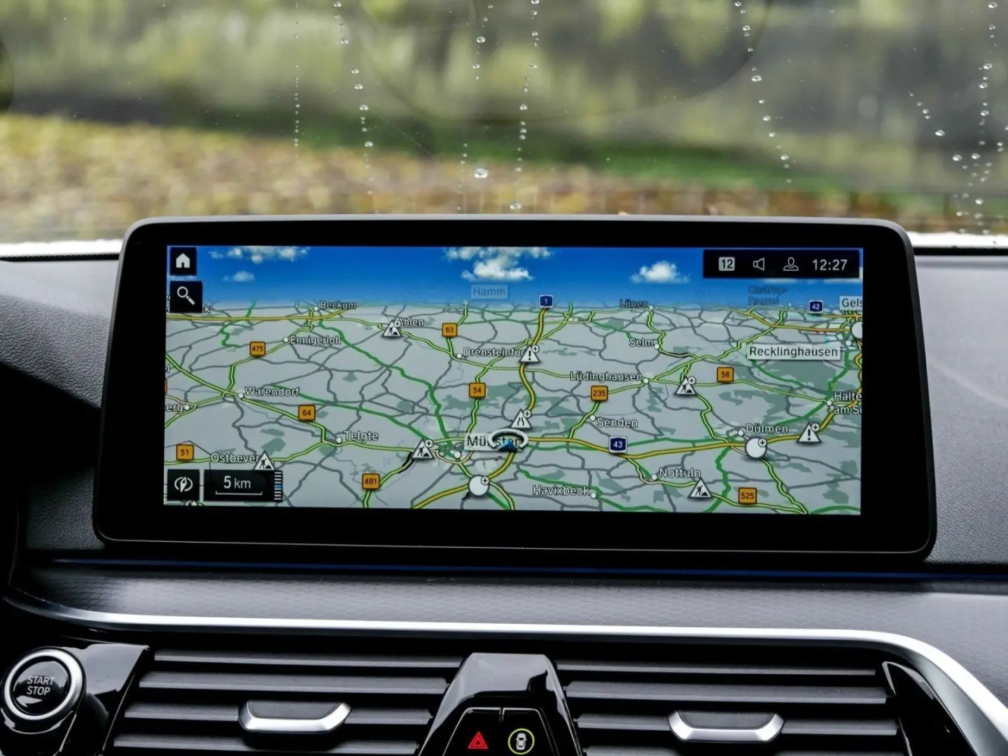 BMW 545e xDrive M SPORT AHK HuD DA PROF 360  HiFi