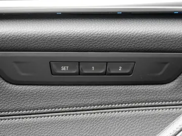 BMW 545e xDrive M SPORT AHK HuD DA PROF 360  HiFi