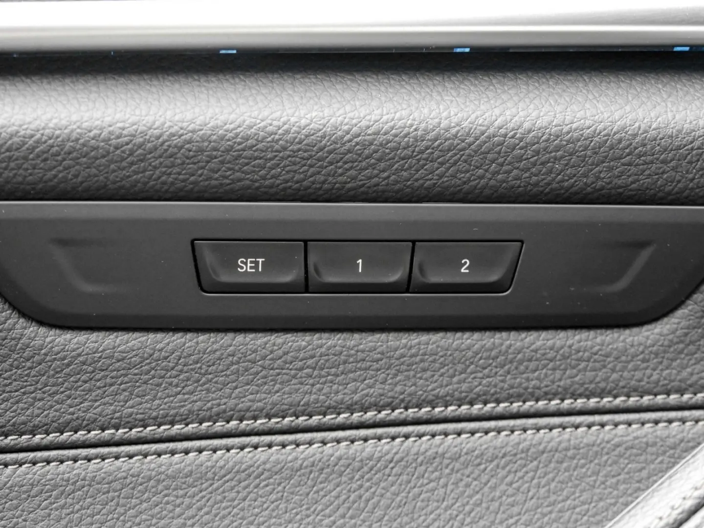 BMW 545e xDrive M SPORT AHK HuD DA PROF 360  HiFi