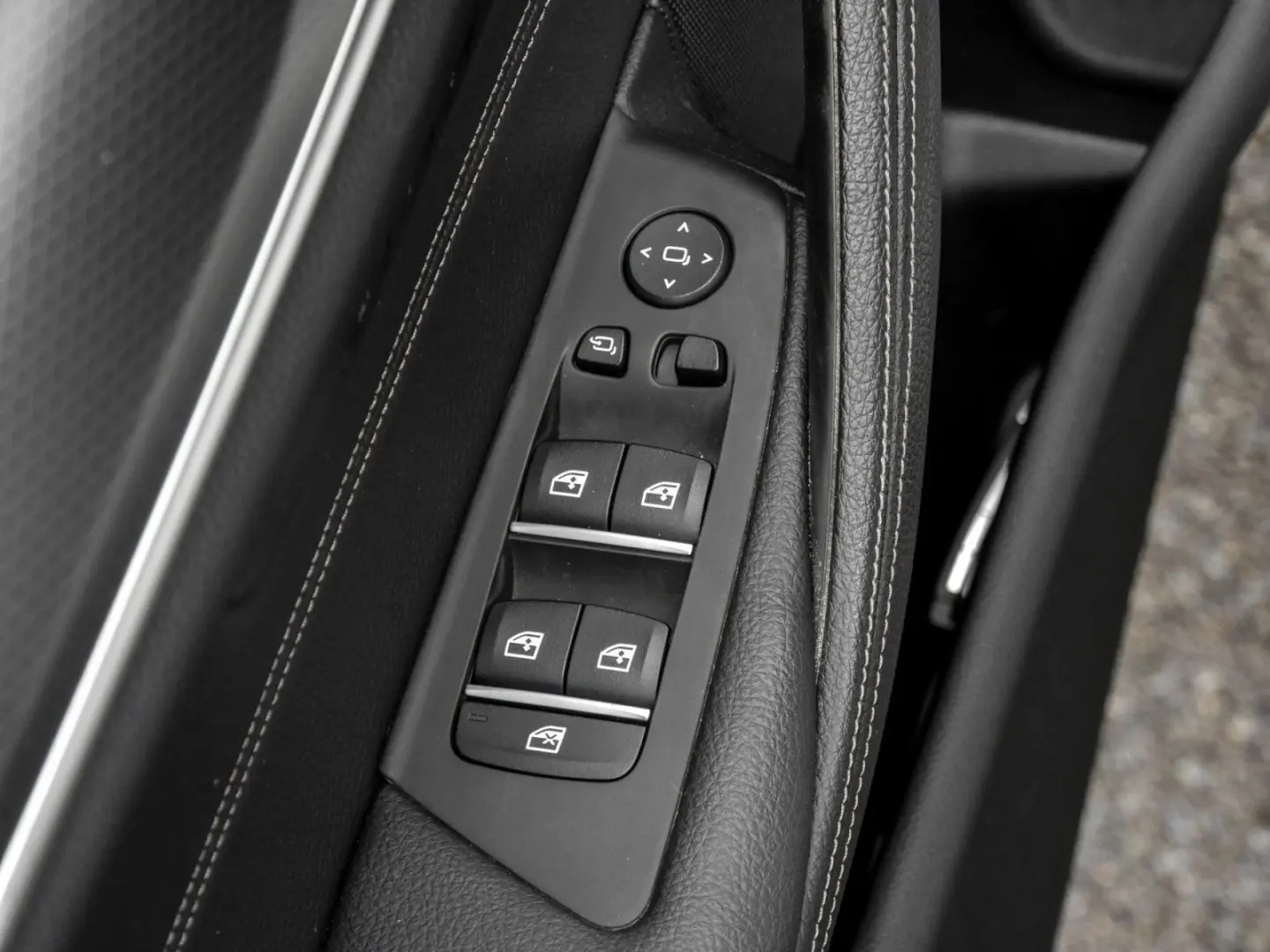 BMW 545e xDrive M SPORT AHK HuD DA PROF 360  HiFi