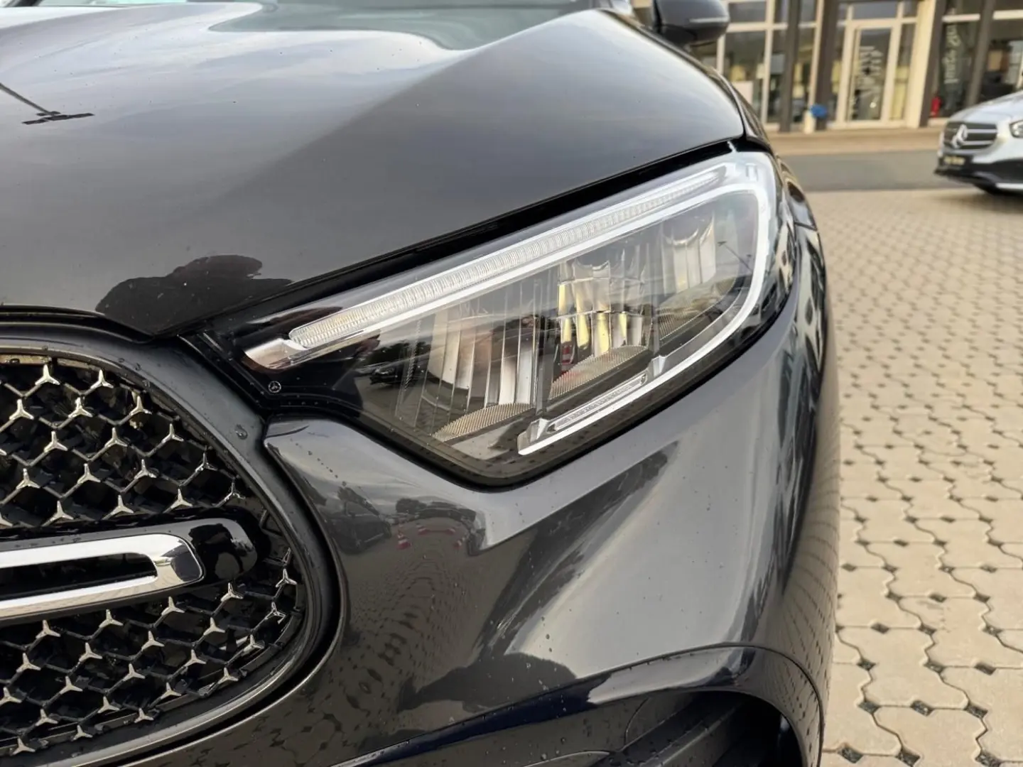 GLC 300 d 4M AMG NIGHT AHK PANO DISTR LED FLA WS