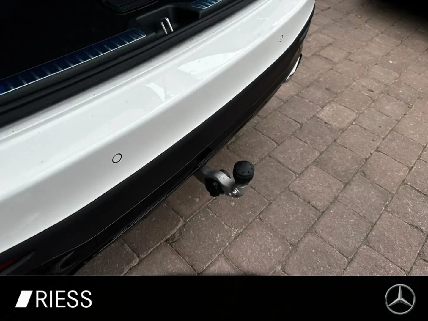 GLC 220 d 4M AMG Sport Night Distr Pano AHK 360