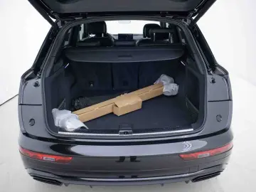 Q5 40TDI  QUATTRO S-LINE MATRIX B&O ACC 360 Massage