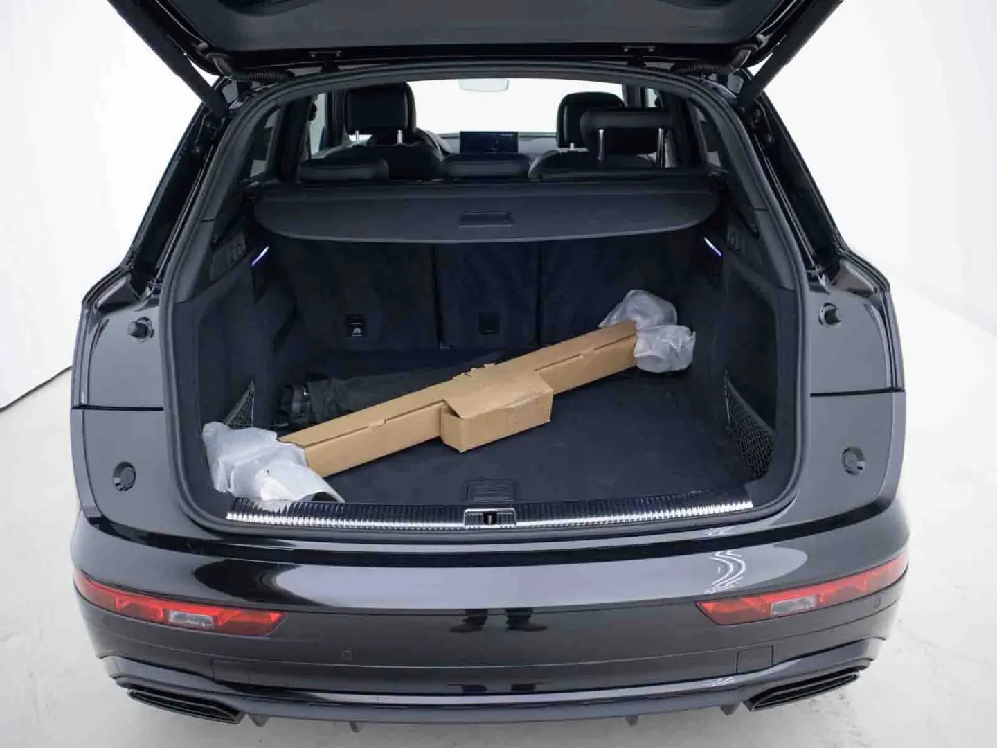 Q5 40TDI  QUATTRO S-LINE MATRIX B&O ACC 360 Massage