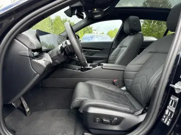 520dA xDr M SPORT LivePro KomSi Pano AHK 360