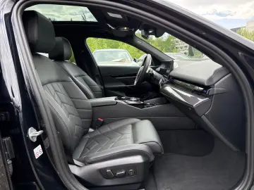 520dA xDr M SPORT LivePro KomSi Pano AHK 360