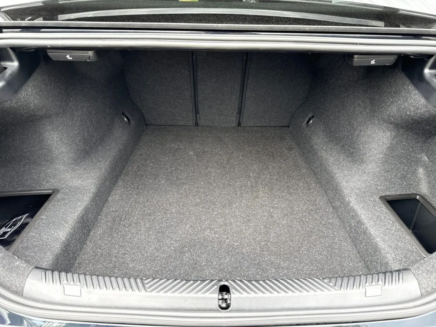 520dA xDr M SPORT LivePro KomSi Pano AHK 360