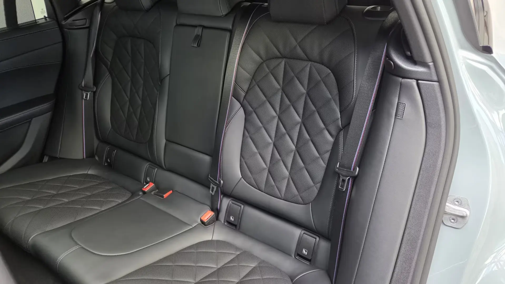 BMW X6 xDrive30d M Sport Pro 22  Pano ACC