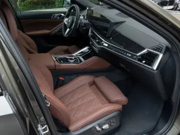 BMW X6 30d M SPORT. PANO. LUFTF.