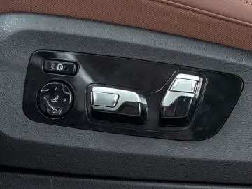 BMW X6 30d M SPORT. PANO. LUFTF.