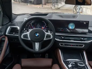 BMW X6 30d M SPORT. PANO. LUFTF.