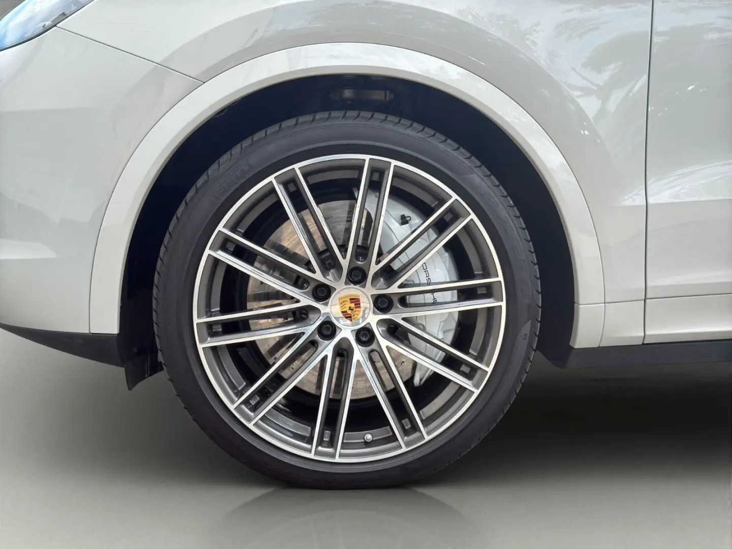 Porsche Cayenne Turbo Matrix HUD 360 BOSE Pano ACC