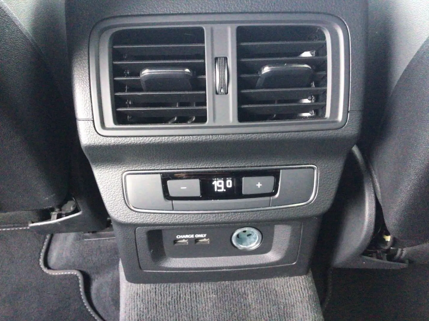 Q5 50TDI Q SLINE 360 AuxHeater Keyless ACC