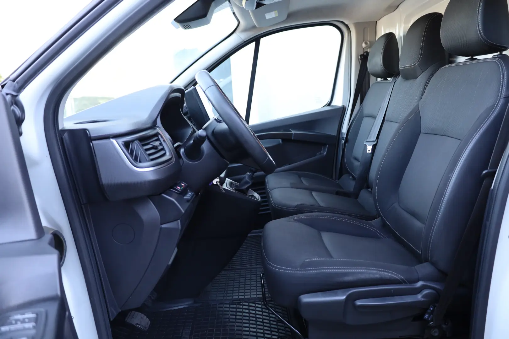 Renault Trafic L1H1 2.0 130CP