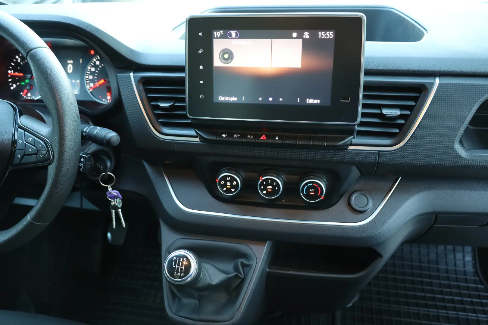 Renault Trafic L1H1 2.0 130CP