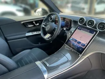 GLC 300 de 4m AMG Night AHK Pano DigLight Memory