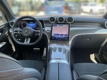 GLC 300 de 4m AMG Night AHK Pano DigLight Memory