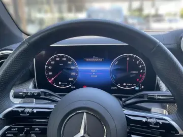 GLC 300 de 4m AMG Night AHK Pano DigLight Memory