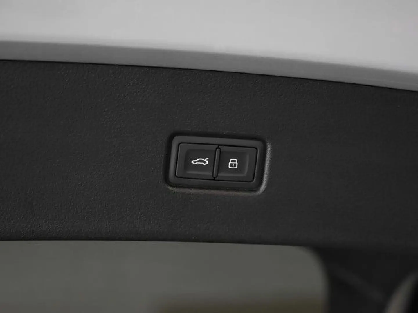 Q5 Sportback 40TDI Q SLine ACC Matrix Bliss AirSusp AuxHeat