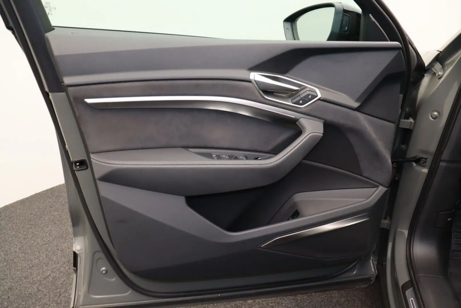 Audi Q8 Sportback e-tron 50 quattro S line LED Navi