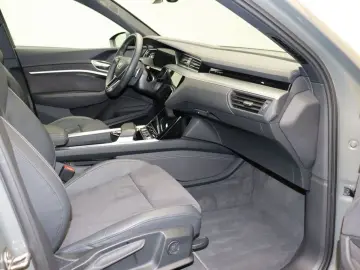 Audi Q8 Sportback e-tron 50 quattro S line LED Navi