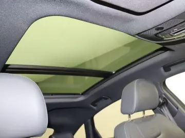 Audi Q8 Sportback e-tron 50 quattro S line LED Navi