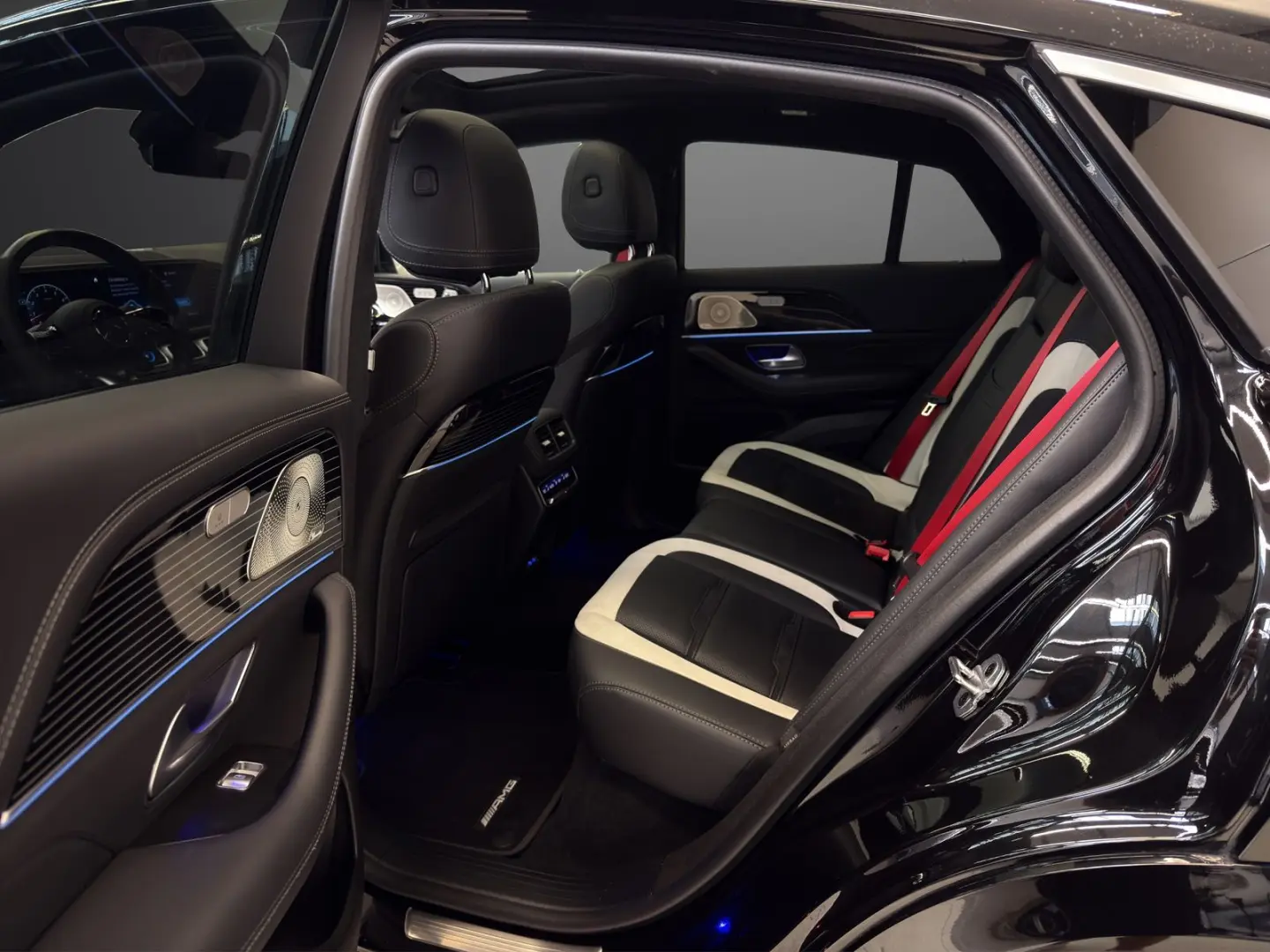 GLE 63 AMG S 4M  Pano Sitzklima 22