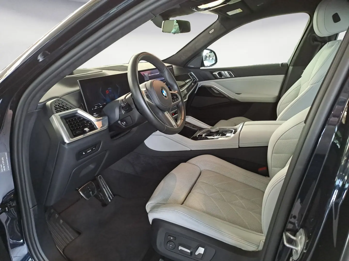 X6 xDrive30d M Sport AHK H&K Inconic Glow