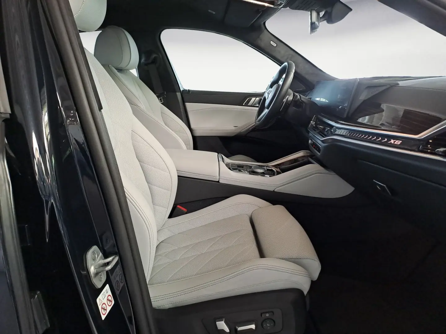 X6 xDrive30d M Sport AHK H&K Inconic Glow