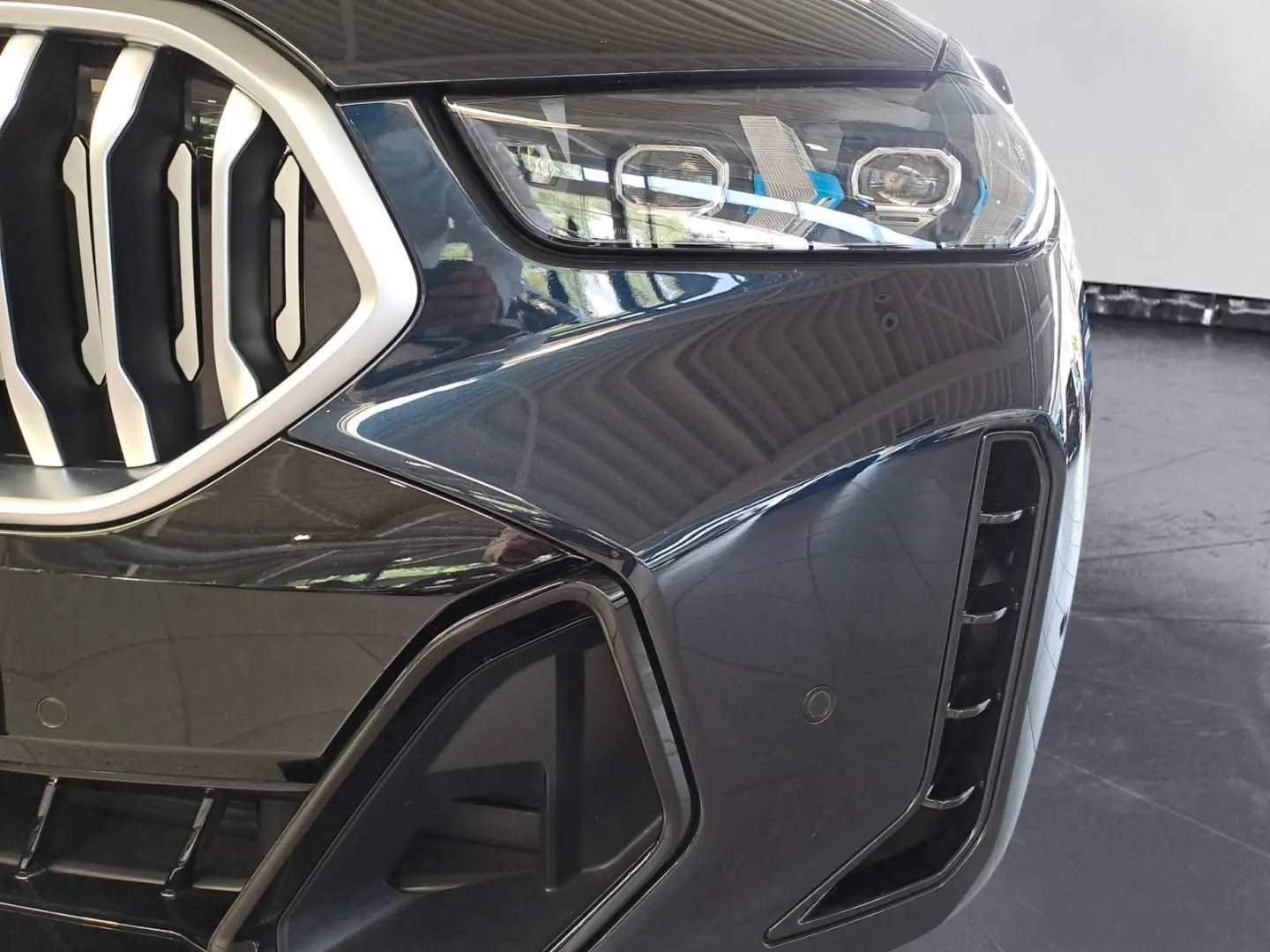 X6 xDrive30d M Sport AHK H&K Inconic Glow