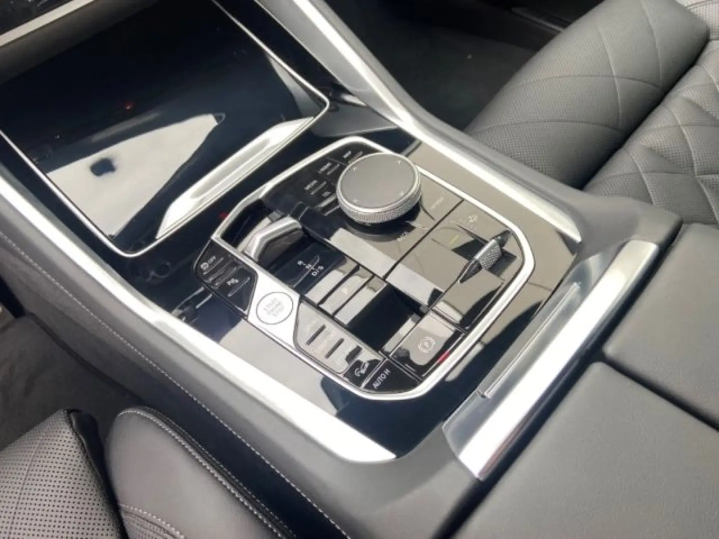 X6 30dA M-Sport PRO AHK 20'' PANO ICONIC Stdhz K